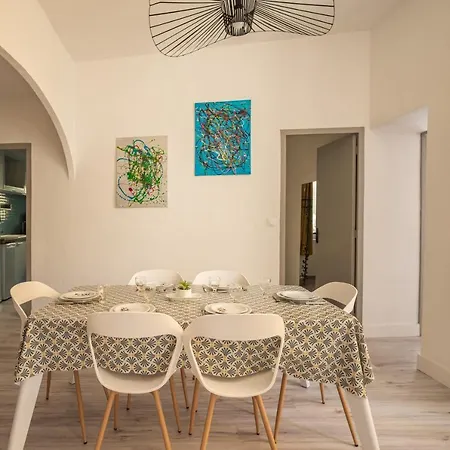 Le Convivial ~ Climatisation ~ Terrasse ~ Halles * Narbonne