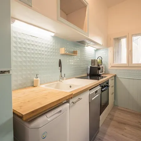 Le Convivial ~ Climatisation ~ Terrasse ~ Halles *