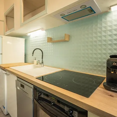 Le Convivial ~ Climatisation ~ Terrasse ~ Halles *