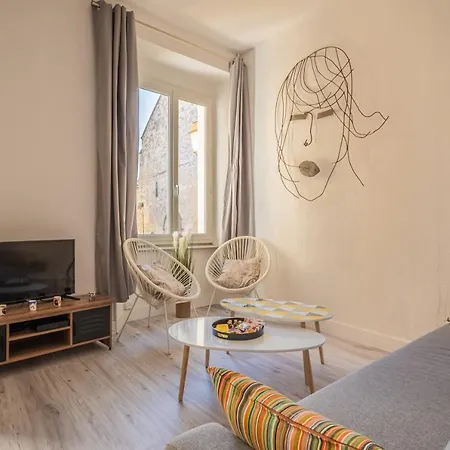 Le Convivial ~ Climatisation ~ Terrasse ~ Halles Apartman Narbonne